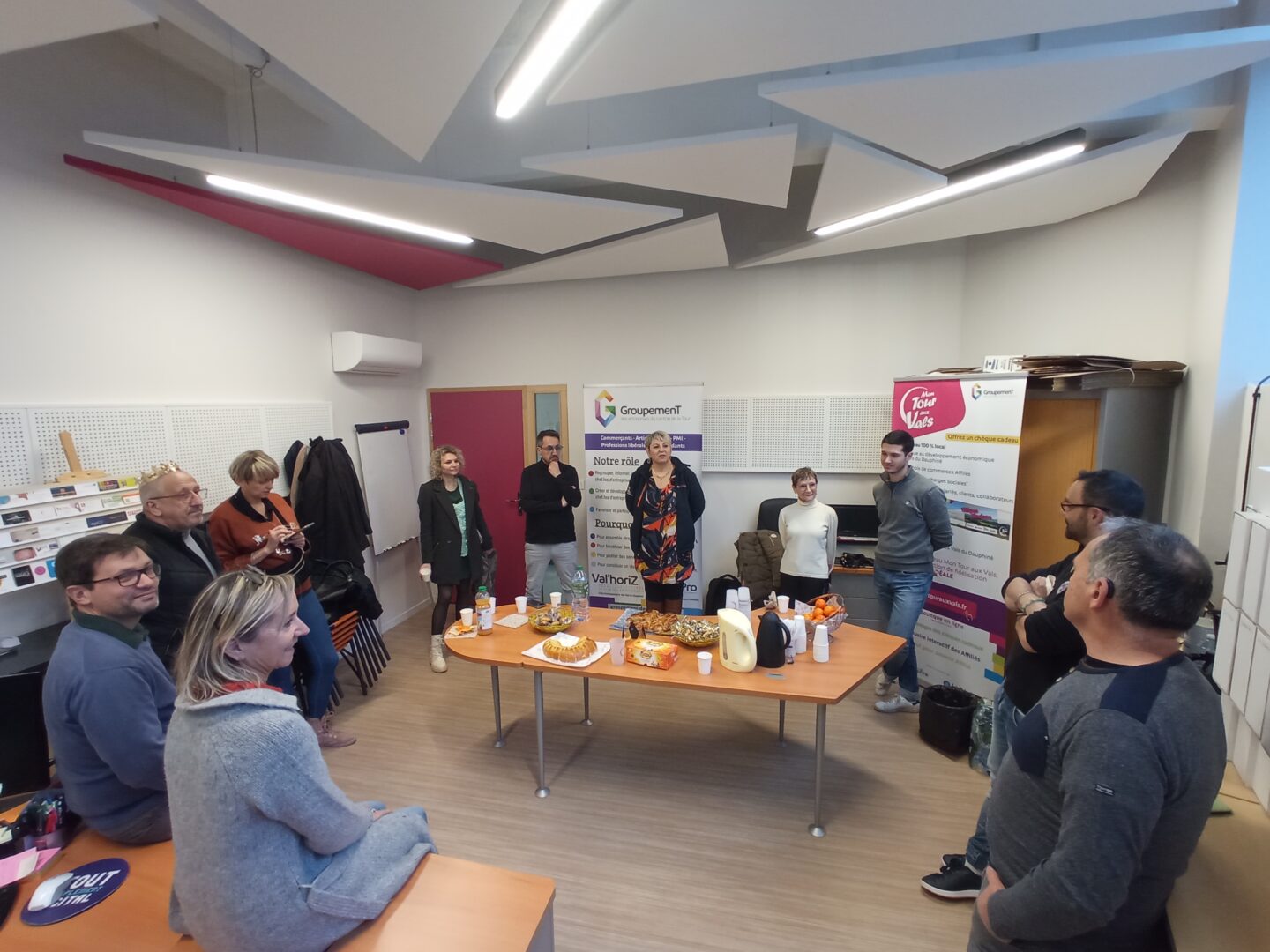 Les participants au Caf'échanges du 11 janvier 2024